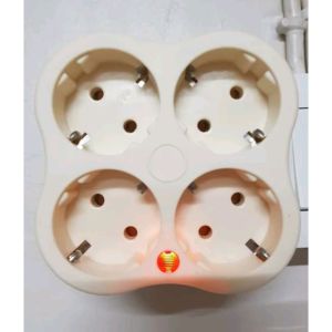 Stop Kontak Lubang 4 Plus Steker merk Uticon Plus Indikator Nyala Lampu merk UTICON CAHAYA