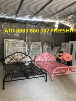 Giường sắt đẹp đơn giản 1m8x2m1m6x2m1m8x2m đủ màu giao hàng nhanh chóng tháo ráp dễ dàng