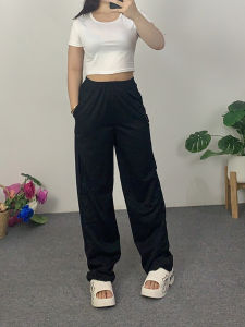 ชุดเซ็ตแฟชั่น เสื้อเข้ารูปและกางเกงผ้าลูกไม้ สไตล์สวยเรียบง่าย