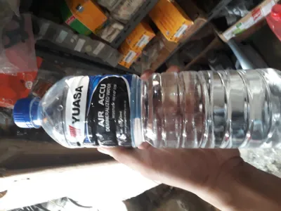 Air accu air aki yuasa non zuur
