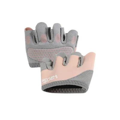 1Pair Anti-Slip Gym Half Finger Gloves Four Finger Breathable Anti-Slip Workout Gloves Training Equipment Thin Weight Lifting Grips Female Male
