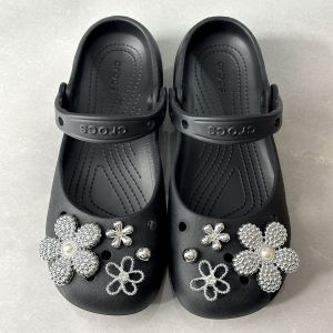 8Pcs Crocs Jibbitz Charms Silver Diamond-studded Flower Hollow-out Pearl Five-petaled Flower Shoe Buckle Decoration for Crocs