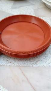จานรองกระถาง 8 นิ้ว สีอิฐ แพ็ค 5 ใบ สินค้าพร้อมจัดส่ง