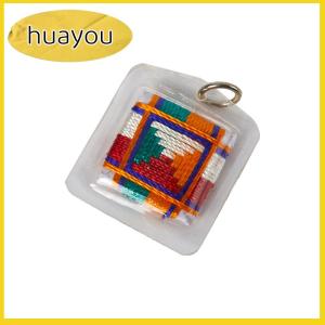 huayou พวงกุญแจพระพุทธรูปทิเบตสีเขียวธาราจี้ขนาดเล็กกระเป๋า fengshui พวงกุญแจตกแต่งแบบชาวพุทธ