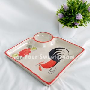 จานกระเบื้อง จานออเดิร์ฟ เซรามิค จานตราไก่ ขนาด 7นิ้ว จาน 2 ช่อง จานมีช่องใส่น้ำจิ้ม จานทรงสี่เหลี่ยม เข้าไมโครเวฟได้