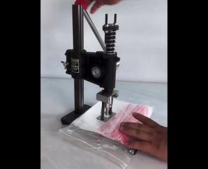 Praktikal na Single Hole Punch Para sa Negosyo – 3/5/10mm na Adjustable Hole Size Ligtas at Madaling Gamitin sa Paggawa ng Lagusan ng Sintas Buting at Zipper Sa Mga Bag at Tolda