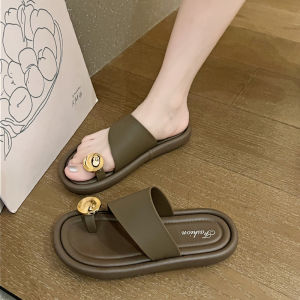 [Free Shipping] Womens Summer Flip-Flops Versatile Flat Soft Sole Outdoor Beach Sandals Non-Slip Sandals