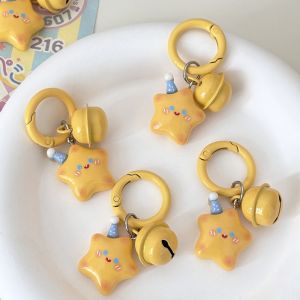 4Pcs Five-Pointed Star Bell Pendant Keychain Y2K Yellow Star Buckle Key Ring Wearing Hats Pentagram Keyring Gifts for Couple Friends