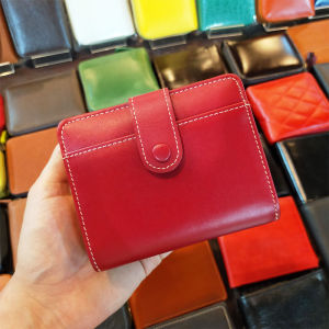 【กระเป๋าสตางค์ผู้หญิงใบสั้น】 กระเป๋าตังค์หนังแท้ซิปรอบน่ารัก 2 พับ มีช่องใส่เหรียญ แบงค์ บัตร จุได้เยอะ เกรดพรีเมี่ยม ตัดเย็บอย่างดี