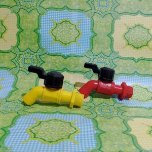 Kran PVC Kecil Model Engkol Merk SOSU