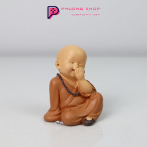 TƯỢNG CHÚ TIỂU ÁO NÂU DỄ THƯƠNG  YÊU ĐỜI - ĐỦ MẪU - TRANG TRÍ NHÀ CỬA BÀN LÀM VIỆC QUÀ TẶNG Ô TÔ