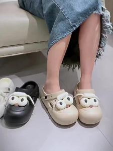 [Free Shipping] New style womens cute cartoon EVA thick-soled outdoor wear-resistant odor-resistant versatile closed-toe sandals