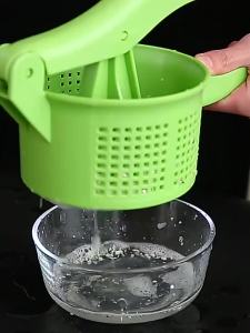 FFBH Hand Press Vegetable Squeezer Dumpling Stuffing Dehydrator Fruit Squeezer Water Remover Extr Kitchen Accessories Gadget 5B8Q6