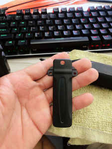 Bát cài lưng bộ đàm. Kẹp đeo thắt lưng bộ đàm