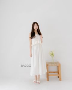 BAGGU Nakia Flare Skirt OffWhite/ Rok Linen / Rok Flare Putih / Korean Skirt