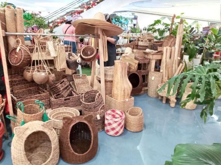 Coco Husk Plant Stand - Single