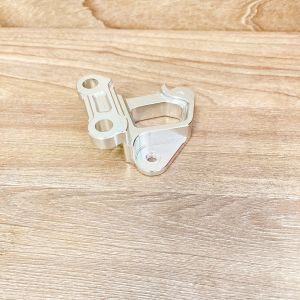 Pad trước Raider/Satria đĩa 260/267mm xài heo 4 Piston màu trắng