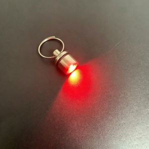 VIVIDI Mini Móc khóa đèn LED mini Đèn LED Đầy màu sắc Móc khóa đèn điện tử Đèn pin dây chuyền Móc khóa đèn pin Phụ kiện móc khóa