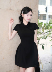 Đầm tiểu thư dáng ngắn gắn hoa to thiết kế cổ sen đính kim tuyến NEWFASHION99