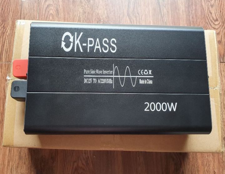 Bộ đổi điện sin chuẩn 2000W 12V sang 220V có màn hình hiển thị - Ok PASS 12V 2000W