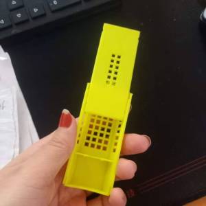 Kandang Transportasi Ternak Lebah Kuning Putih Ratu Ruang Ori