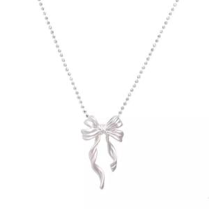 Simple Necklace Fashionable Bowknot Pendant Necklace Bowknot Neck Perfect for Youthful Couple or Close Friend