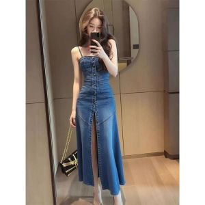 Fashion sleeveless denim dress womens new retro high-end commuting blue single-breasted split-ended slim-fitting suspender denim dress