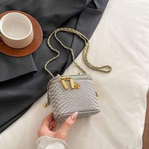 Movi Katie nữ thanh lịch Chất liệu Da PU Túi Dây Xích Đeo vai Túi Đeo Chéo Ví đựng xu thời trang Thiết kế vuông Túi xách nữ