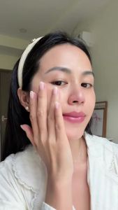 Serum Xịt Dưỡng Colorkey Luminous Lotus Pdrn Cấp Ẩm Hỗ Trợ Sáng Da Dịu Da – 100ml - • Hỗ trợ chống oxy hóa cho làn da. • Hỗ trợ duy trì hàng rào bảo vệ da. • Giúp da trông tươi tắn rạng rỡ hơn. • Thiết kế dạng xịt tiện lợi dễ dàng mang theo và sử d