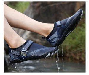 【Ready Stock】Outdoor Five Finger Upstream Shoes Beach Diving Quick-drying Swimming Shoes Non-slip Wading Shoes Hiking Sports Shoes Cycling Shoes Mens Bicycle shoes