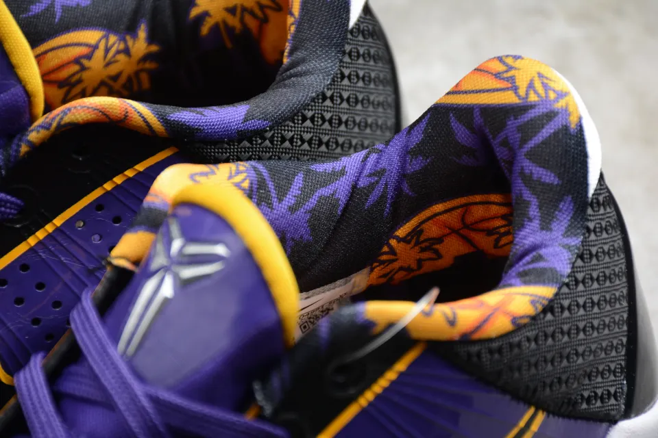 Kobe shoes purple and on sale gold