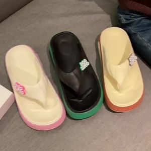 [Free Shipping] WomenS Flip-Flops For Outdoor Wear Thick-Soled Height-Increasing Very Stylish Comfortable To Wear Slip-On High-Heeled Summer Sandals
