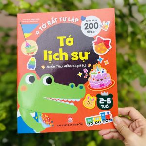 Sách Tớ rất tự lập: Tớ ăn uống giỏi Tớ lịch sự Tớ giữ an toàn - tô màu trò chơi và bóc dán hình đề can- Kim Đồng