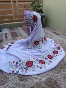 Mukena Terusan Lajuran Langsungan Dewasa Bordir Jumbo Santri Motif Ceplok
