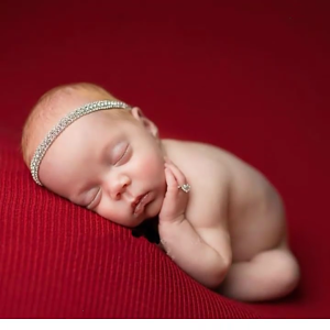 Beautiful Newborns Heart shaped Rhinestoned Rings Baby Photography Rings Studio Props Memorable Keepsake for Growth 1Pc