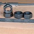 MUR KUNCI 32 M22 BAJA HITAM UNTUK BAUT 32 M22 PITCH DRAT 2.5 DIAMETER LUAR 32MM DIAMETER DALAM LUBANG 22MM. 