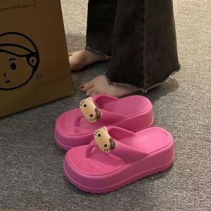 [Free Shipping] Summer New Cute Cartoon Crayon Shin-Chan Flip-Flops For Women Suitable For Home And Outdoor Wear With Thick Soles For Height Increase And Anti-Slip Features