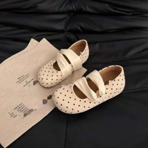 Free Shipping Retro Polka Dot WomenS Shoes With Straps Shallow Toe 2026 Autumn New Style Flats Ballet Flats For Women