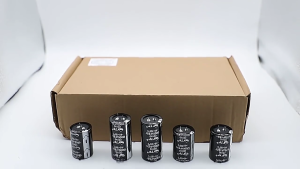 63V 10000uf Aluminum Electrolytic Capacitor DIY Projects 30x45mm/30x50mm/35x50mm 63V 10000uf Capacitor DIY Amplifier