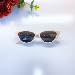 [3-5/8 Hoàn Tiền 25%] Kính mát mắt mèo thời trang nhiều màu sắc 3971A