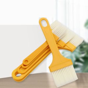 WARM Plastic BBQ Oil Brush Yellow High Temperature Resistant Pastry Brush Kitchen Utensil Tool Food Grade Barbecue Basting Brush Kitchen