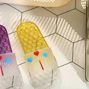 [Free Shipping] Womens Summer New Fashion Crystal Transparent Indoor Home Bath Non-Slip Odor-Resistant Student Outdoor Flat Slippers