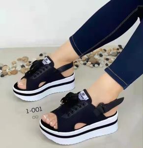 [Free Shipping] Plus-Size WomenS Summer Sandals New Style Thick-Soled Open-Toe With Velcro Straps Casual Beach Shoes