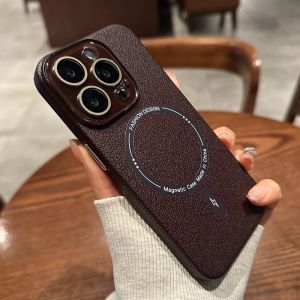 CrashStar Magsafe รูปแบบหนังปลอดภัยเคสโทรศัพท์กันกระแทกแข็งระบายความร้อนบางพิเศษสำหรับ iPhone 15 14 Pro Max Plus 13 12 Pro Max ชาร์จไร้สายเคสโทรศัพท์แฟชั่นเรียบง่ายพร้อมเลนส์คลุมทั้งหมดป้องกันกล้องขายดี