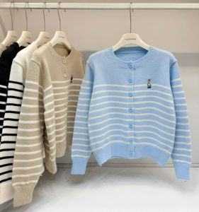 𝓑𝓪𝓸 𝓧𝓲𝓷𝓱 Áo Khoác Len Dệt Kim Áo Cardigan Kẻ Cài Nút Dáng Vừa Thêu Hình Gấu Nơ Dễ Thương Xinh Xắn