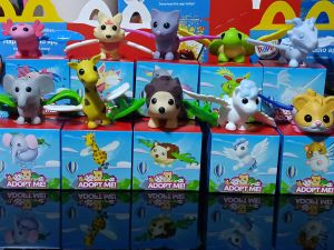Happy Meal Adopt Me Pets Mcdonalds Figure Collection