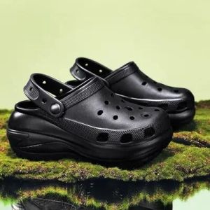 Sandal CROGS MEGA CRUSH Sandal Baim Wanita Empuk & Nyaman