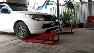 Car Ramp 💥 บันไดเหล็กรถขึ้น 💥 ใช้เหล็กฉากทั้งชุด 💥 ชุดนี้สามารถใช้ได้รถเก๋งและกะบะทั่วไป