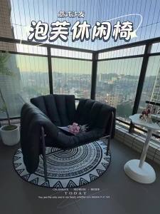 ⚡MOMO Light Luxury Sofa Chair Designer R Modern Living Room Balcony Lazy Lounge Chair Leisure Senior Leisure Chair
