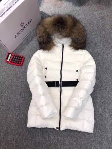 Áo Khoác Lông Vũ Nữ Moncler - Nón Lông Có Thể Tháo Rời Đẹp Tuyệt Vời - Lông Vũ Cực Ấm - Đẳng Cấp [Giá Web 42 Triệu ]